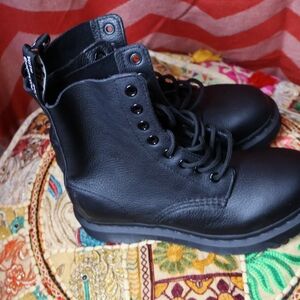 Dr. Marten Black Lace-Up Boots